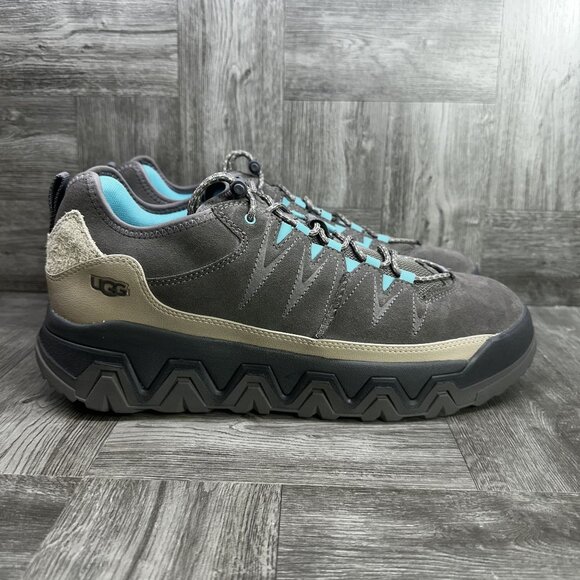 UGG CapTrial Low Trainer Men size 14 Grey Suede Sneaker - Picture 1 of 9